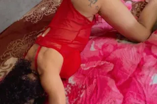 latina - Image 2