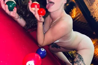 Sexy Snowbunny - 25 - Image 4