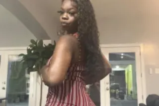 Big booty sexy chocolate queen... - Image 1