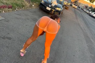 Cum see me 💦🍭 - Image 2