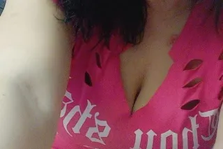 Fat pink pussy - 34 - Image 2
