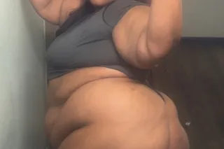 Bigg Booty Freak🧚🏾♀Super WeT Pussy💦 💕Qv 50💕 - Image 1