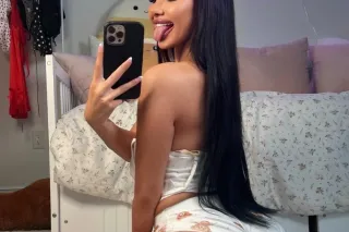 Hispanic beauty! Outcall only!... - Image 4