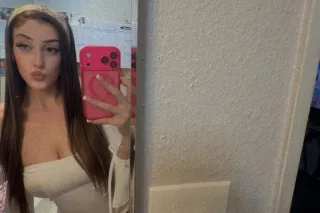 hhr deal 🫶🏼 outcalls all day and night in the area 🫦🫶 ask about my ft shows and my toys for my freaky men ‼😌💕 - Image 3