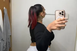 PRETTY PINK😍🤤 - Image 1