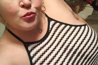 NOT free Monday 5/25 5:15am=9am. its big botty Becca❤ - Image 3
