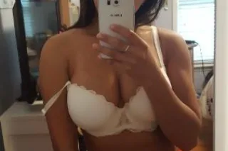 I’m available 24/7 incall/outcall and car sex 🍑💦 - Image 1