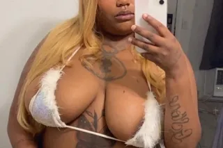 let hang and snatch a vibe 🤪 - Image 1