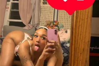👠❤hey huntsville its Cuban NEV... - Image 1