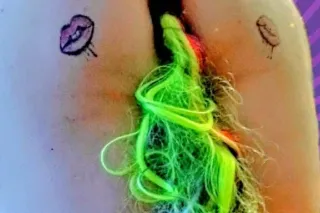 Lizzy's getting busy - Image 3