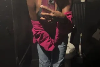 slim thick with my cute ass 😌 ... - Image 2