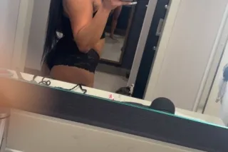 5 ⭐Stunning Tiny Playmate 🏝4'10 Filipino🇵🇭💙 - Image 3