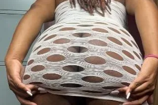 Pregnant slut ready to be used for your pleasure! 🥵😈 - Image 6