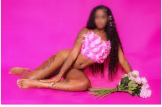 Sexy Pleaser - Image 2
