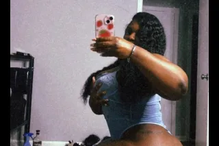 BIG BOOTY SLUT🍑🍭•CREAMY PUSSY🍦... - Image 2