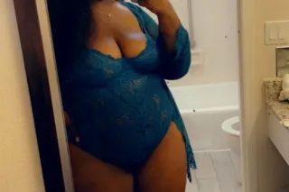 Pretty BBW 💙💦 - Image 3
