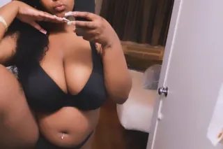 🥂Thick Sexy Upscale goddess 💫 Ready Now 😘 - Image 6