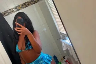 Facetime shows available💦 specials today only - Image 6