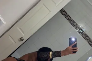 Facetime shows available💦 specials today only - Image 1