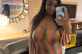 💋👀‼💦🍒SMOTHER THESE BIG JUICY TITTIES IN YOUR FACE 🌟‼ - Image 5