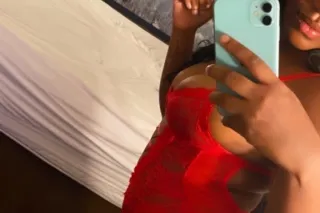 😍😍 SEDUCTIVE FETISH FRIENDLY 🤪... - Image 4