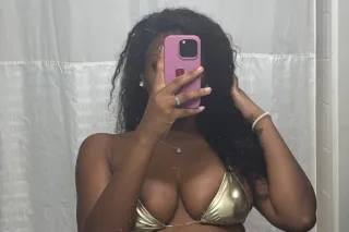 available now 😏👅incalls and OU... - Image 4