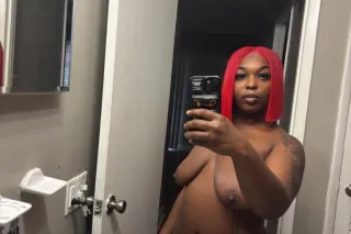 new pussyyy in townnn💋 - Image 1