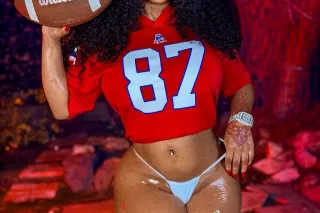 PRETTY BROWN CARMEL 🍒😻🥰 - Image 1