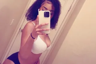 yung hot 2 girl fun😜/ sexy fat... - Image 3