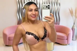 sweet Colombian - 28 - Image 2