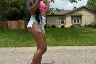 Yo Fav Darkskinnn 😍🥹 - 23 - Image 1