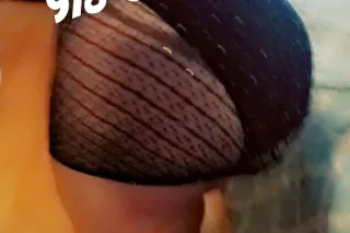 💋💕 CAN U HANDLE A YUMYUM BOOTY... - Image 4