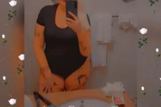 Simply Sunday end you're weekend with a bang!😏 🫦 - Image 6