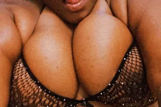 Cum Enjoy Juicyy Water Park💦💦 - Image 3