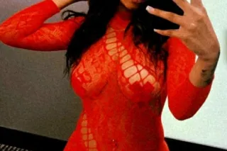 Cutie with the booty ✅💚👅 Soft Boobs✅Juicy Pussy💚Curvy Ass And Clean Pussy✅💋 champagne 💋💚‼ Squirtle‼ - Image 2