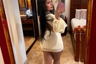 baddie latina available - Image 1