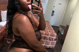 💋🤪100% REAL JUICY PIRECED 🤭🍒🌟TRIPPLE D TITTIES 🍒🍑💦🍆🍭🌟🌟🌟💋📍⏰CUM GET FEEL OF THIS WETT💦WARM PUSSSY 💋 I swallow the d🍆ck ‼ - Image 3