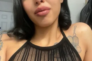 sweet and petite 💋 - Image 3