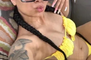 out call 😘 - Image 3