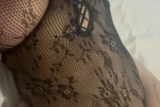 PRETTY & THICK 🍑🍑👅💦 AVAILABLE NOW ❤ COME SEE ME 🖤 - Image 4