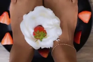 ***No Deposit & NO BARE ANYTHI... - Image 2