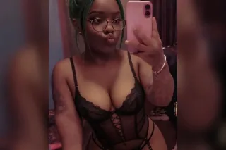 🧚🏽😮‍💨 4 Foot 3 Dwarf/ Midget 100% Real Come See Me 🧚🏽😮‍💨 - Image 4