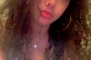 rare racial mix. east indian, white and black 💦 - Image 1