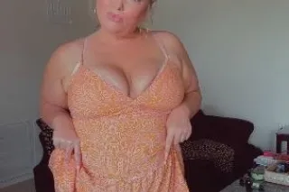 💋42 Years Older Hot Sexy Indep... - Image 2