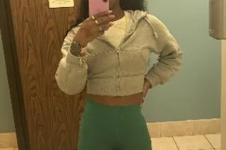 skinny bitch w ass ONLY INCALL... - Image 3