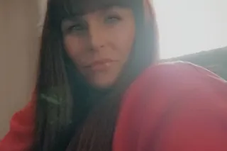 sexy red 😍 - Image 1