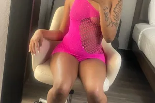 💕💦PRETTY YOUNG HO💦💕 - Image 1