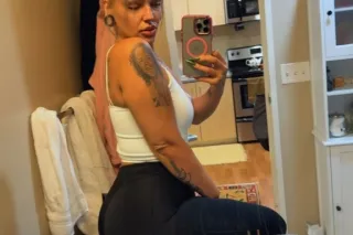 YOUR FAVORITE THICK MIXED PLAYGIRL. 🤍☁ - Image 7