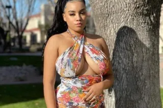 college girl - 21 - Image 1