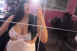 sexy young latina 💃🏻💦💦 - 21 - Image 1
